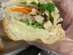 招牌鸡丝烤肠双拼法包-棒梗儿·越南简餐(晋江店)