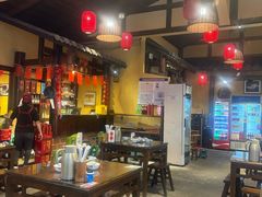 -富正毅三下锅·湘西韵味(天门山索道店)