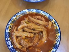 -邱芳粉店(迎宾大道旗舰店)