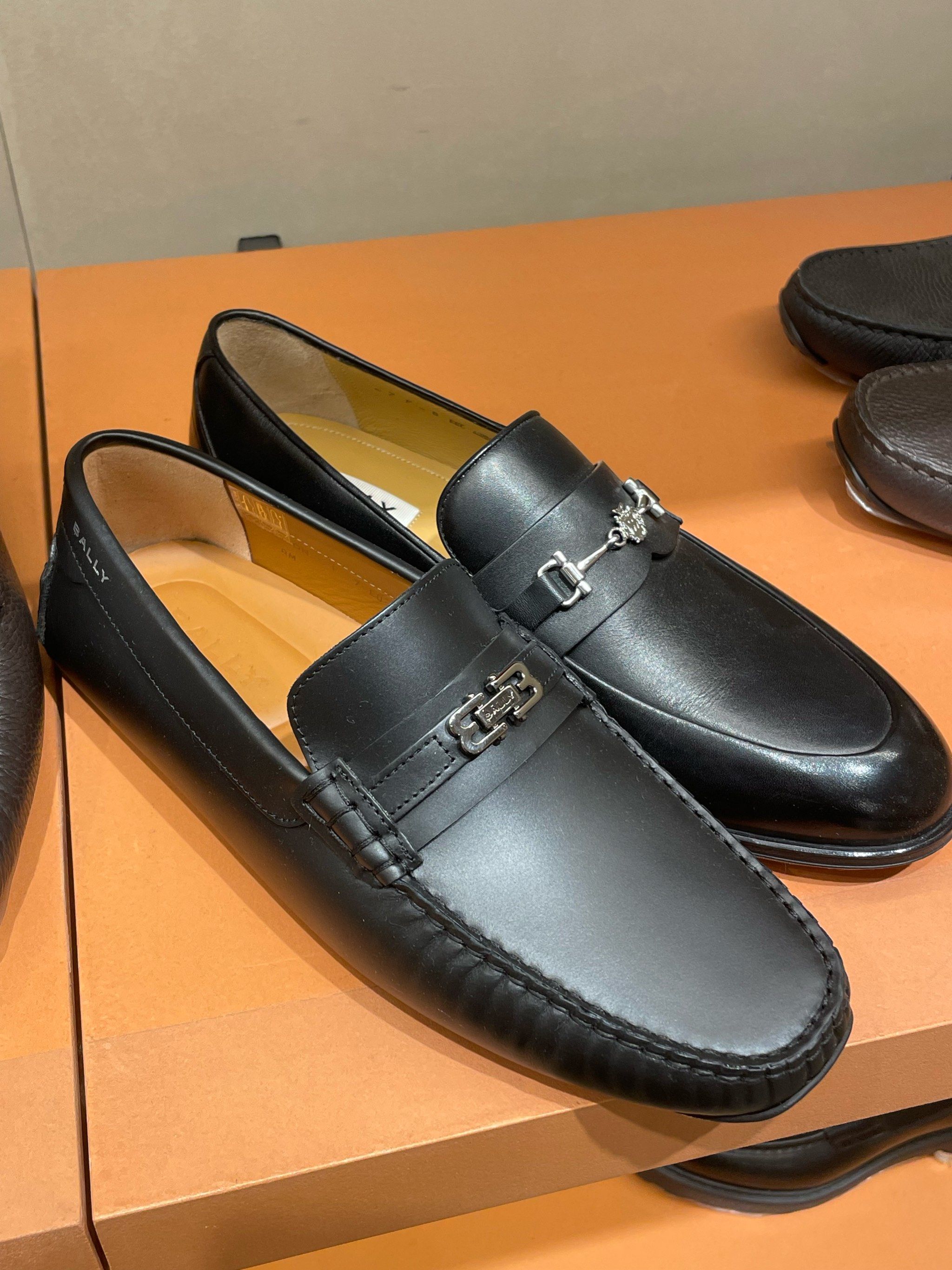 巴利皮鞋👍👍