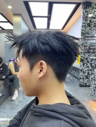 -米可造型烫发染发