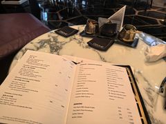 -OZONE 顶楼酒吧(香港丽思卡尔顿酒店)