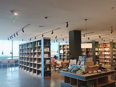 -魔方城市书房(中街益田店)