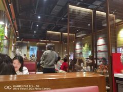 大堂-牛村来人潮汕牛肉火锅(西单店)