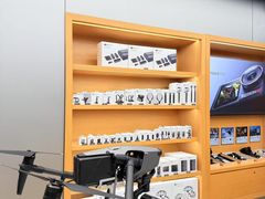 -DJI大疆(深圳华强北曼哈授权体验店)