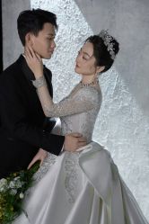 -乐派诗婚纱摄影