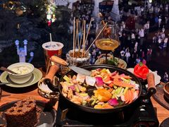 -包整·丝娃娃(一览甲秀楼风景店)