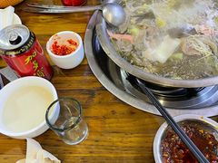-泸州酸菜豆花火锅川师店