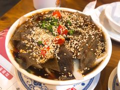 -炉小二铜锅牛蛙•川湘菜(三里屯店)