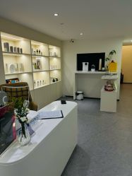 -JNK皮肤管理中心