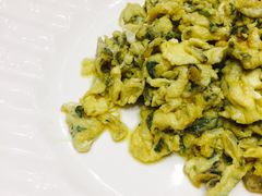 香椿头炒蛋-苏州吴中希尔顿欢朋酒店