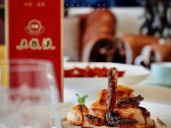 五粮液独蒜黑边鲍-世博源公馆·本帮融合菜·主题包厢·江景餐厅
