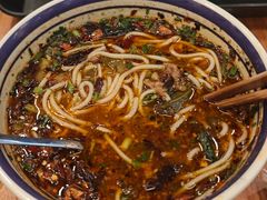 -云阿蛮云南生烫牛肉米线(奉贤路店)