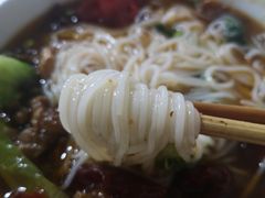 -越洋肖氏老米线(杨家坪店)