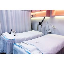 -斐尔国际皮肤管理中心