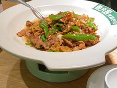 -费大厨辣椒炒肉(万家丽一店)