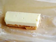 青森芝士条-好利来(世纪广场店)