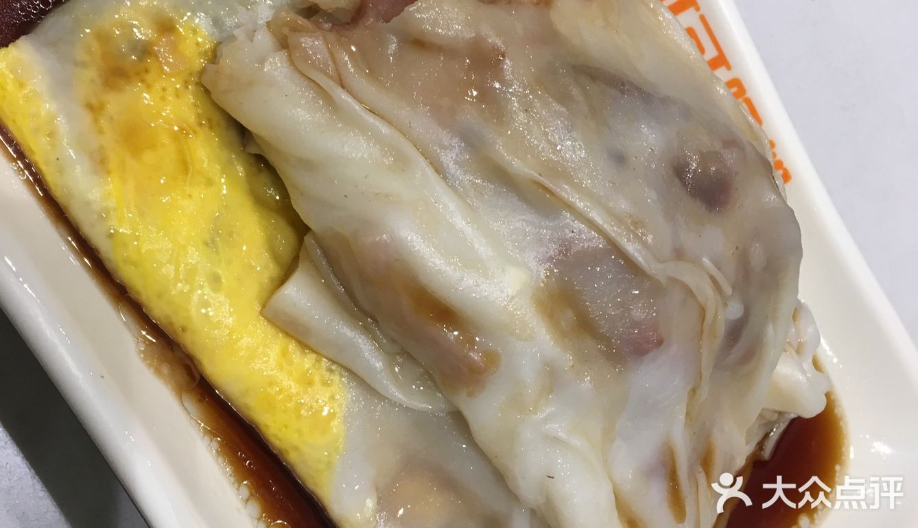 新装修以后感觉曾经的韵味都没有了. 八仙桌