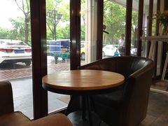 靠窗位-CafeDuVillage乡村咖啡馆(美邻苑店)