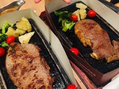 -必胜客(东大桥店)