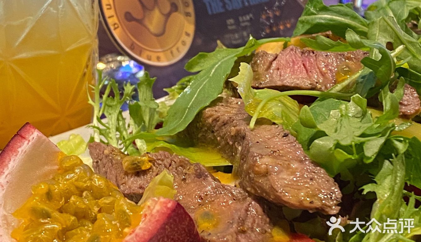 闺蜜难得的闲聊小酌