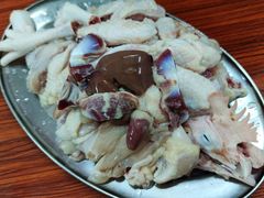 连州果园鸡-威邵鸡煲(西华路总店)