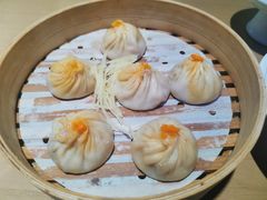 手拆蟹粉小笼包-苏小柳点心·手作小笼包(浦东嘉里城分院)