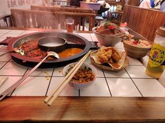 -热火朝天鲜切牛肉火锅(南强街巷店)