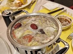 -君来湖滨饭店·玫瑰园