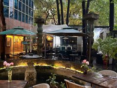 -Golden Lily河内巴黎法越料理餐厅(建国西路店)