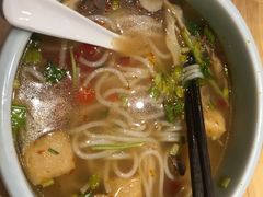 酸辣牛肉粉-35g烧麦牛杂粉(新市街店)