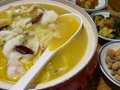 -九锅一堂酸菜鱼(新南凯德直营店)