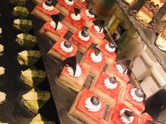 -昆山裕元花园酒店·温莎西餐厅