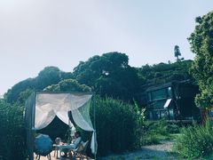 -亮河湾山庄