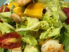 柠檬汁拌扒鲜虾牛油果沙拉-G+KITCHEN(龙湖狮山天街店)