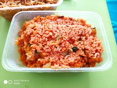 宫爆鸡丁饭-万新村炒饭