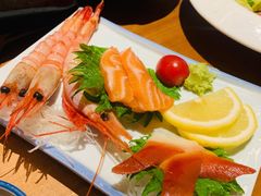 三文鱼刺身-鸟鸣门屋台料理(金帝银泰店)