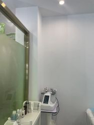 -苗医生0感科技祛痘