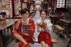 -红番婚纱礼服