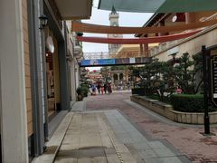 -王府井奥莱临潼小镇(临潼店)