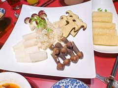 菌菇拼盆-红雀围·海鲜火锅(陆家嘴中心店)