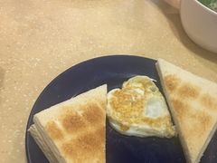 -九龙湾茶餐厅(东门店)