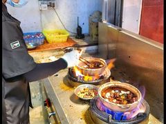 -天宝食坊·啫啫煲大排档(西华路店)