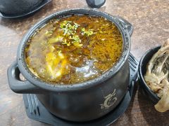 -渝龙记罐罐米线(中央城店)