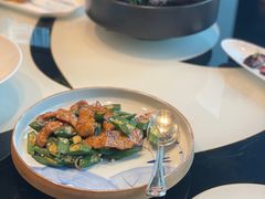头抽炒秋葵黑豚肉-广州文华东方酒店·江-由辉师傅主理