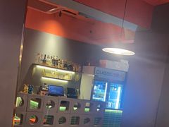 -黄尚皇小龙虾-螃蟹-烧烤工坊(皇后公园店)