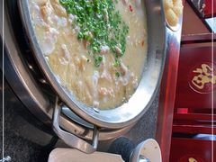 -老来福·非遗酸汤兔(凯旋路店)