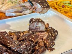 -莲餐厅·湖北菜·潜江小龙虾店(愚园路店)