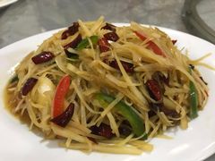 -YI PIN JU 一品居中餐厅 中国超市