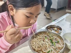 -正宗杨记普洱酸醋米线(总店)